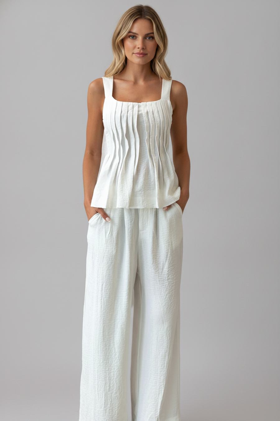 Susy Ribbed Set on model